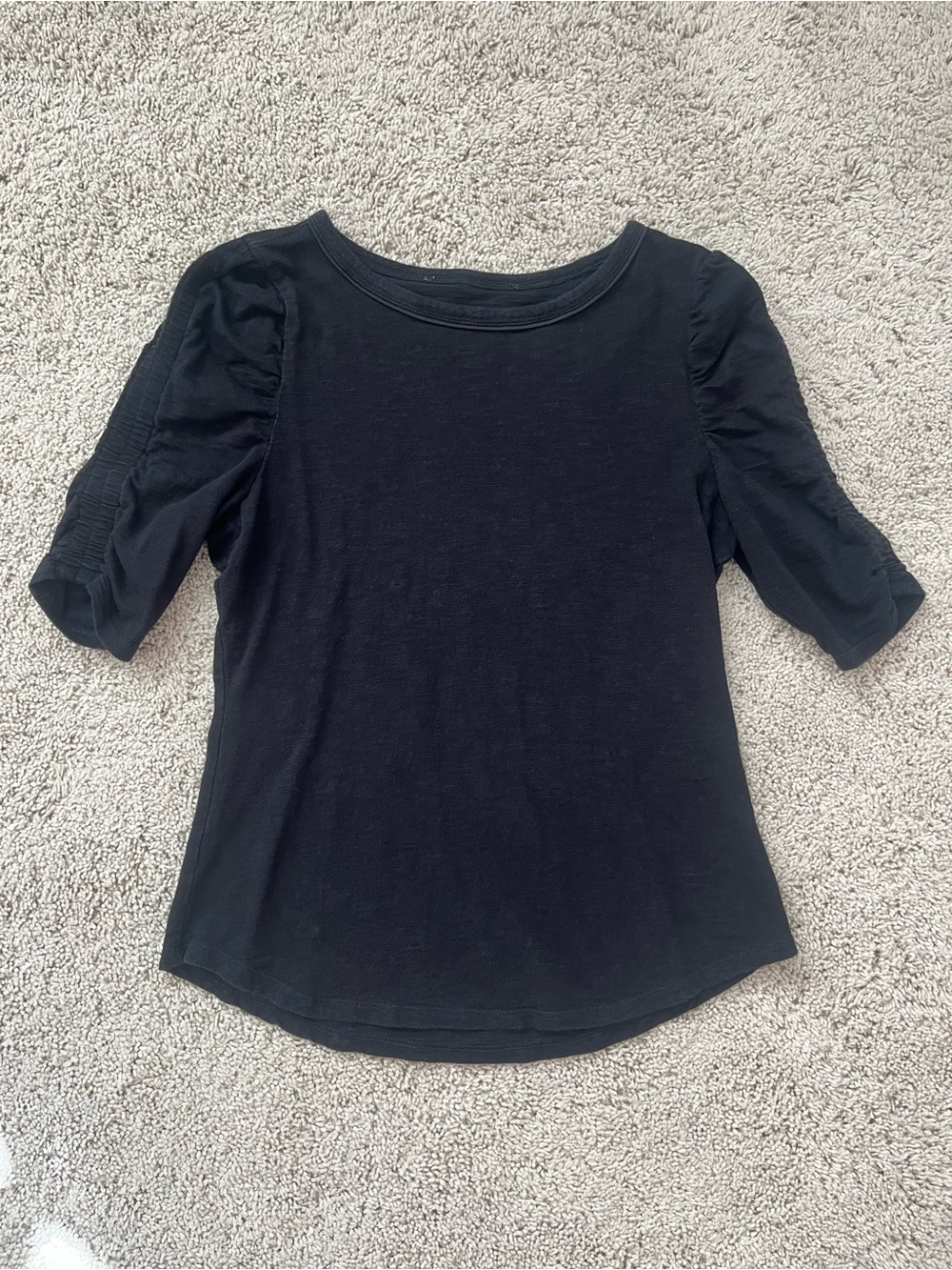 white house black market black quarter sleeve top